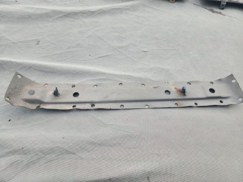 1982-1992 camaro/firebird passenger side forward seat bracket.