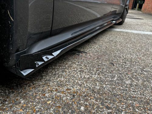 Trc porsche taycan pfl side skirts and aero fins