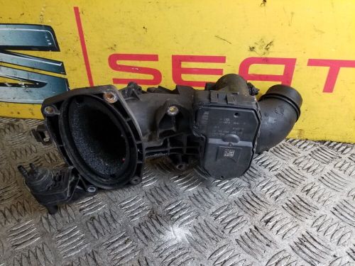 Mercedes a220  2012-2018 2.1l diesel  air intake manifold air a6510901128