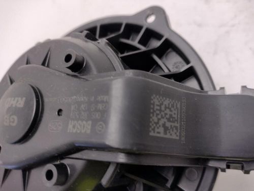 2019 hyundai i20 5 door heater fan blower motor  unit