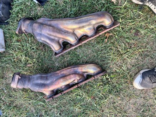 15-21 dodge challenger srt hellcat pair oem exhaust manifolds (6.2l / 6.4l)