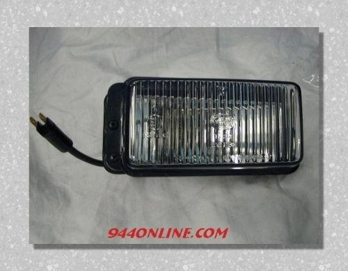 Porsche 944 82 to 89 non turbo right front fog light assembly