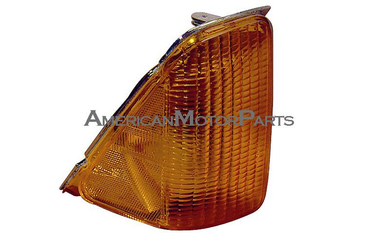 Passenger side replacement park turn signal corner light 86-91 ford aerostar