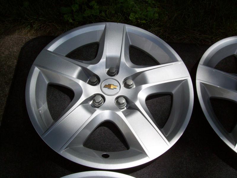 Purchase Malibu Hubcaps Set Of Four 17 Inch OEM 2008 to 2012 in ...