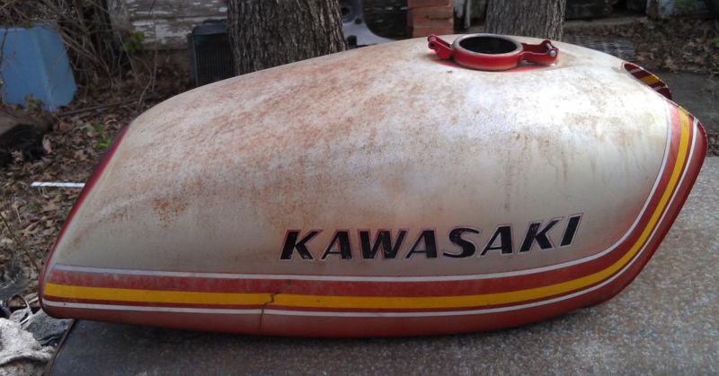 Kawasaki kh250 s1 fuel tank