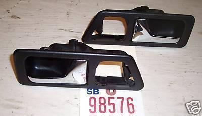 Mercedes 92 190e int door handle front blk/chr 1992