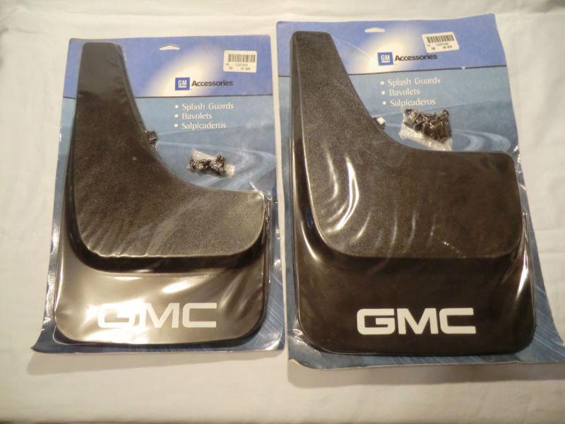 2 pairs gmc contoured splash guards part # 12497434 and 12497449