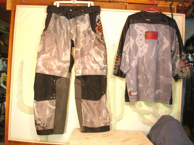 Fox shift squadron pants 38 & xl jersey atv mx mc grey black zip off legs used