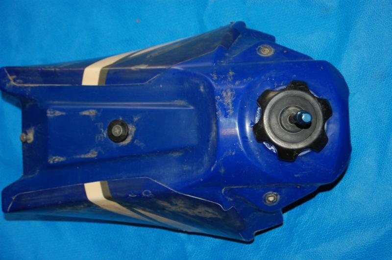 03-05 2004 yz250f yz 250f gas tank reservoir fuel cell petcock valve 4 stroke   