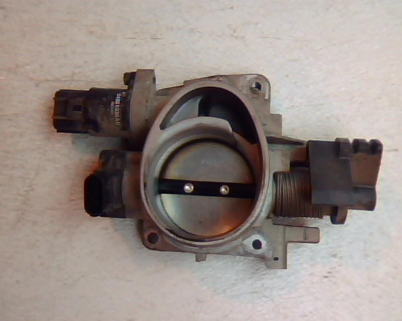 2002 chrysler sebring throttle body assy 2481146