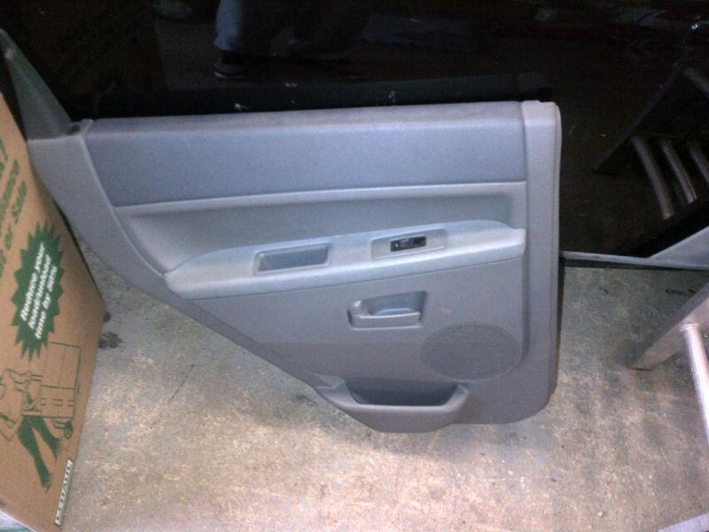 05-08 jeep grand cherokee set door trim panels 06 07