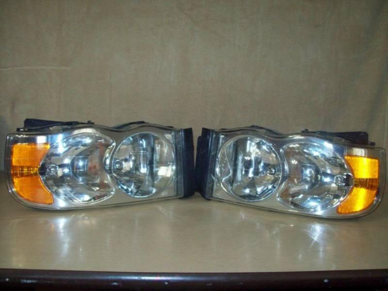 05 dodge 2500 headlights lamps assembly~pair~left & right~factory~used~#t7