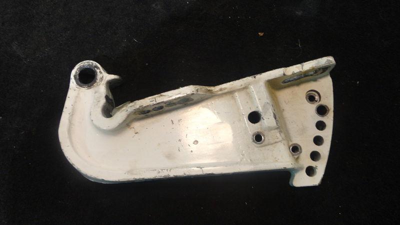 Stbd clamp bracket assy #0323145 for 1978 johnson 140hp evinrude outboard motor