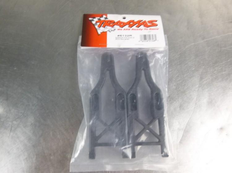 Traxxas 3903e maxx 16.8v 4x4 5132r lower suspension arm