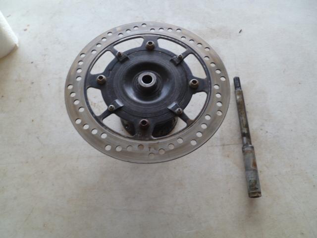 1984 cr250 cr 250 front wheel hub with rotor and axle (a) may fit 1985