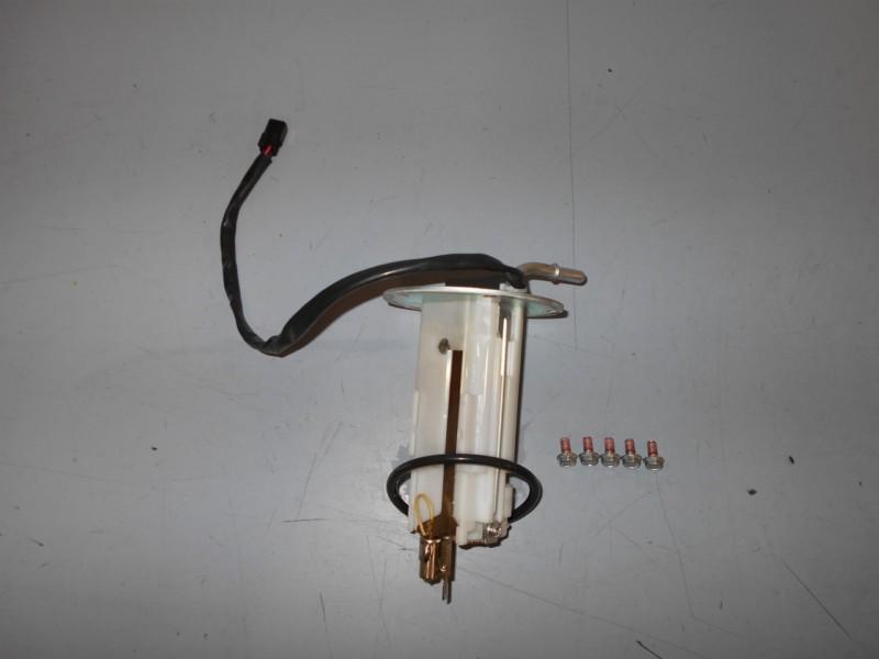 #0719 - 2013 13 kawasaki ninja zx636 r zx 636  fuel pump