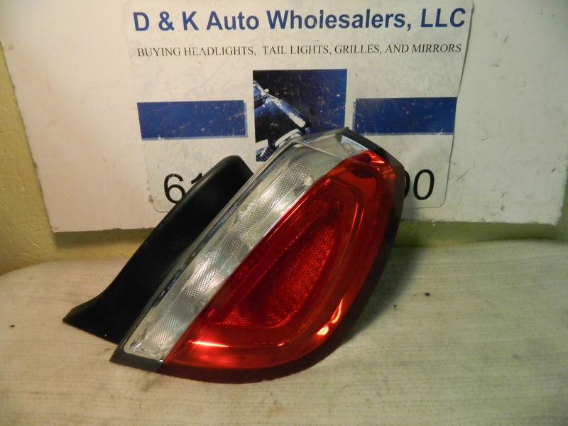 Lincoln mks 2009-2012 right/pass side oem led tail light part #8a53-13b504-ag