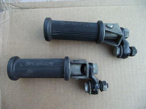 Bmw motorcycle r75/5 rear passenger foot pegs w/mounts