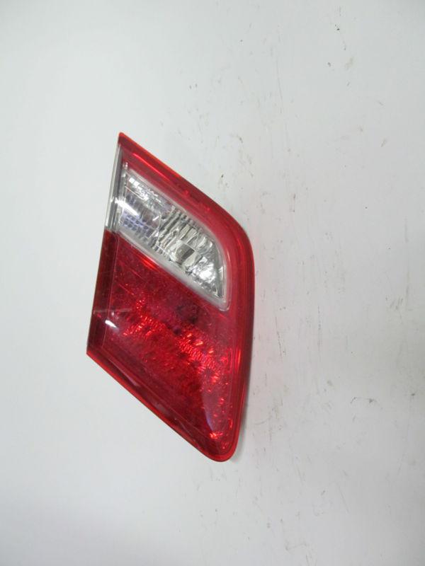 07 08 09 toyota camry oem left lid mounted tail light nice!