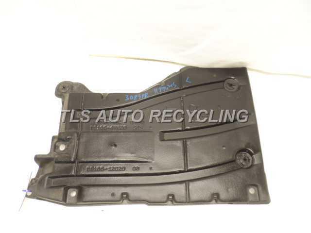 11 prius left left front floor cover 58166-47020