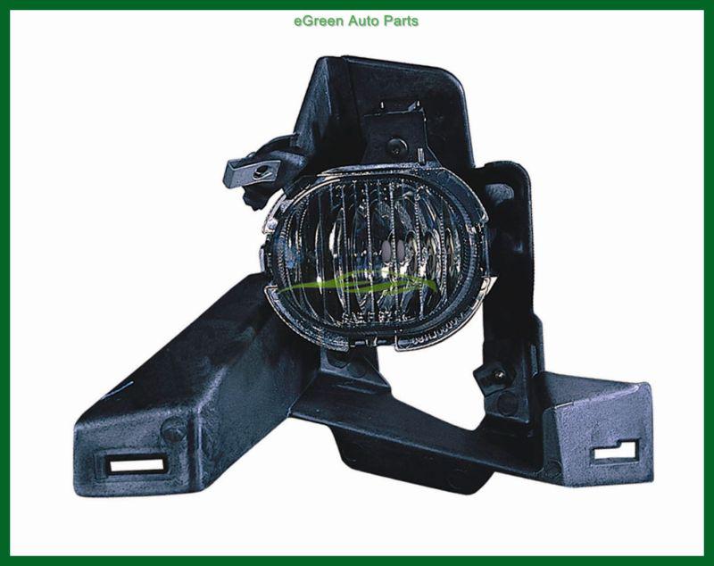 00-05 monte carlo fog light lamp left driver