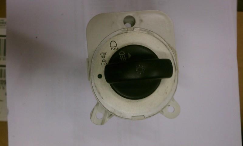 1999 - 2002 mercury cougar headlight control switch good condition w foglamps