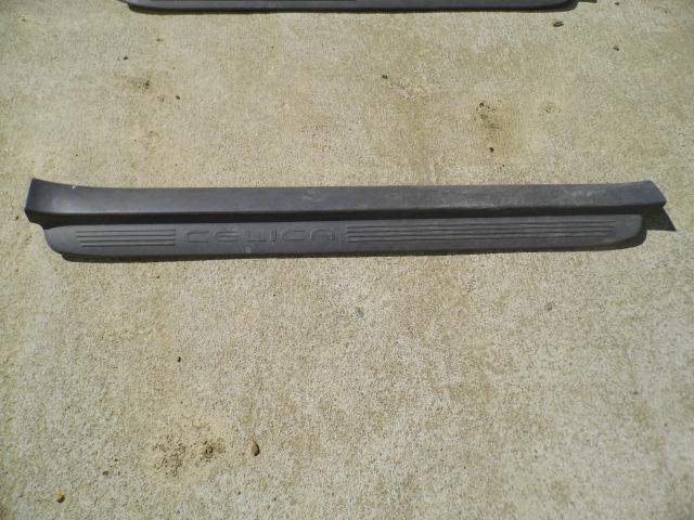 00 01 02 03 04 05 toyota celica lt door rocker sill trim plate panel