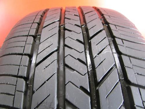 (1) goodyear assurance used tire 215/55/17 65% performance no repairs