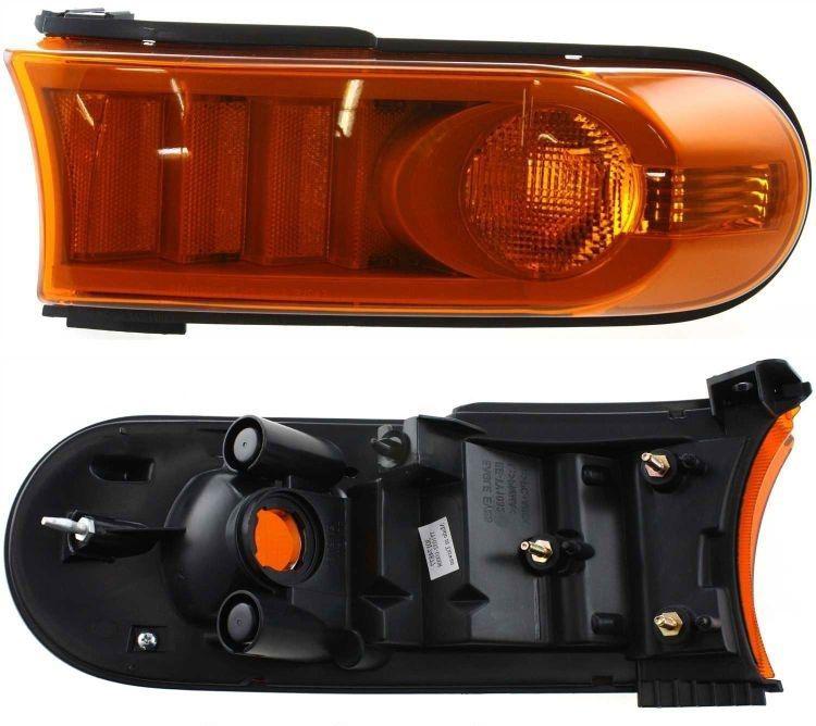 Turn signal light lamp lens & housing driver's left side