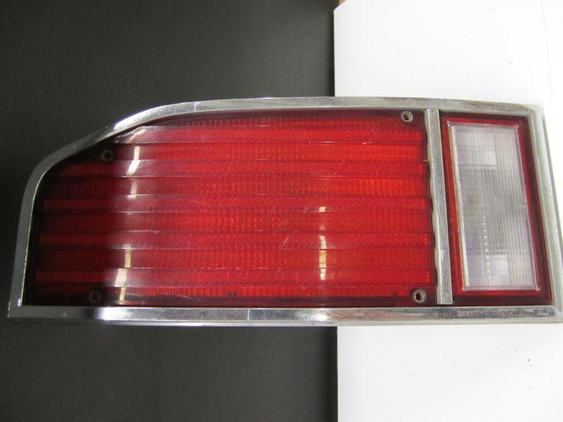 Ford ltd wagon 79-82 crown victoria wagon 83-91 tail light passenger