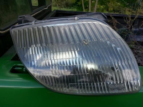 1998 pontiac sunfire passenger headlight 