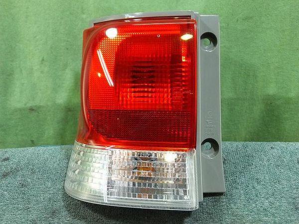 Daihatsu tanto 2011 rear left combination lamp [0915600]