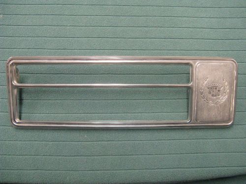 1970 cadillac eldorado passenger side marker cornering light bezel trim molding