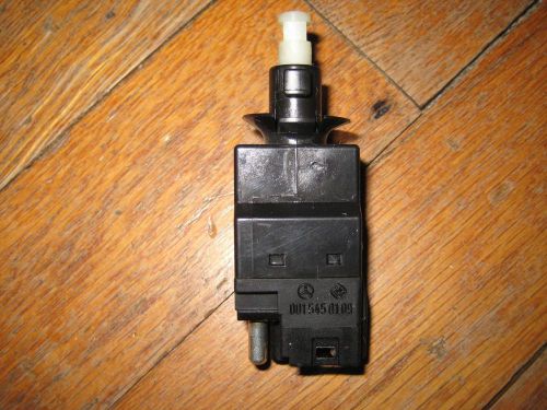 Mercedes benz 300/500/600sl - brake switch - 0015450109