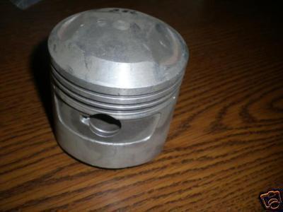 Nos honda piston 1.00 cb250 13105-286-000