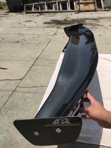 Carbon fiber apr gtc-200 rear wing with risers