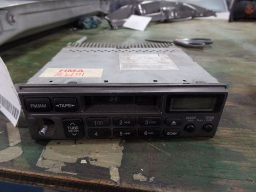 02 hyundai accent audio stereo radio am fm tape player unit 96140-25306