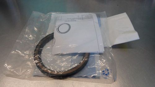 Dealership nos general motors gm 89018163 engine crankshaft seal oem