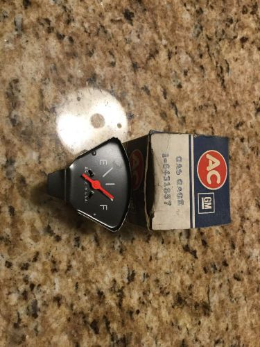 Nos gm gas gauge 6431857