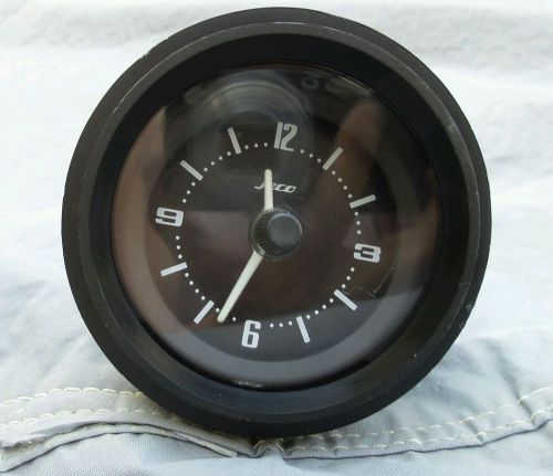 Datsun nissan 240z clock . 70-73 oem restored 260z 280z