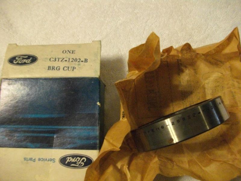 1963 63 ford nos bearing race c3tz-1202-b    timken 25520  one race