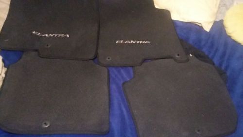 2013 hyundai elantra mats