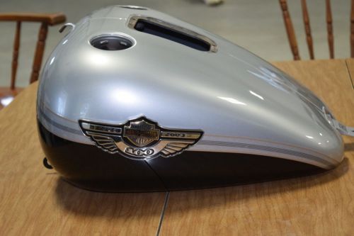 2003 harley davidson fat boy fi 100th anniversary tank and fender set