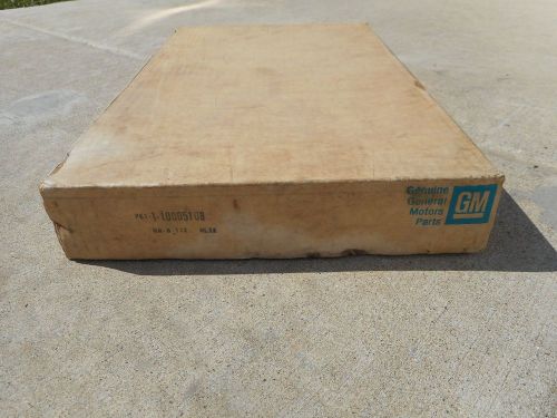 Pontiac bonneville 1979 nos driver side lower fender mldg