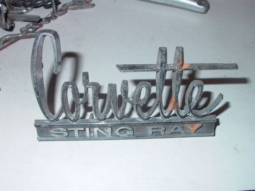 Univex barrel mount used corvette sting ray emblem # 38737746