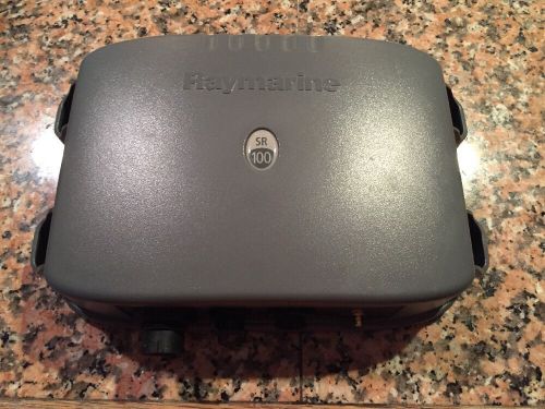 Raymarine sr100 sirius satellite weather receiver