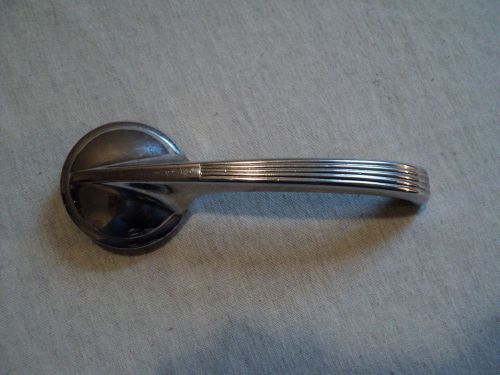 One used 1949-1957 gm part no. pat-161018 chrome interior door handle; vgc