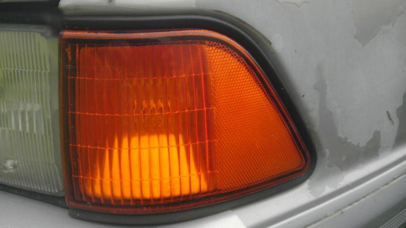 89-94 plymouth acclaim dodge spirit lh drivers corner marker lamp lens light