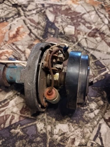 383584 or 1110376 distributor v-6 omc 155hp