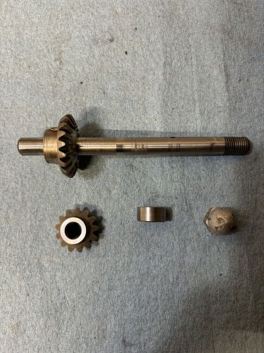 Johnson hd-25 propeller shaft and gears 375547